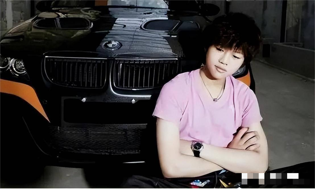 李双江的军衔是正军级吗_李双江是军人什么级别_李双江军衔