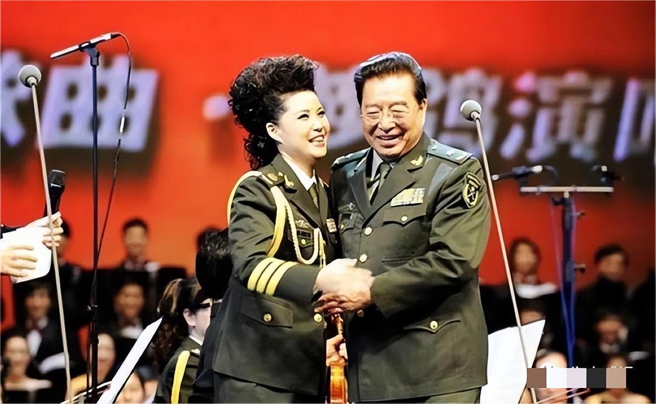 李双江军衔_李双江是军人什么级别_李双江的军衔是正军级吗