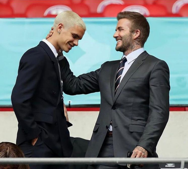 贝克汉姆发型_贝克汉姆发型飞机头_贝克汉姆发型图片大全