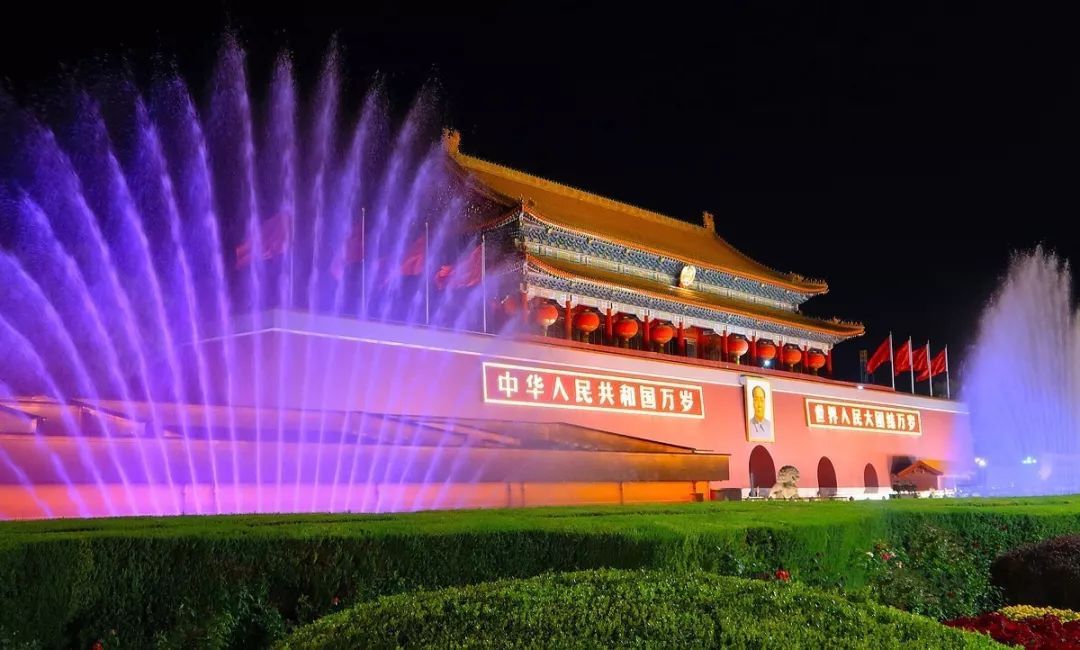 运动鞋品牌lv-【设计邦·器】运动鞋专属豪宅 LV新款老花鞋箱