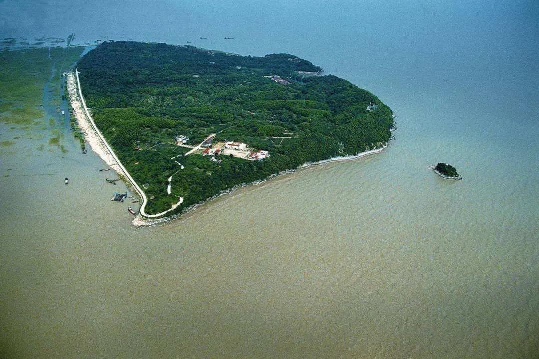 淡扫明湖开玉镜_淡扫明湖开玉镜_淡扫明湖开玉镜