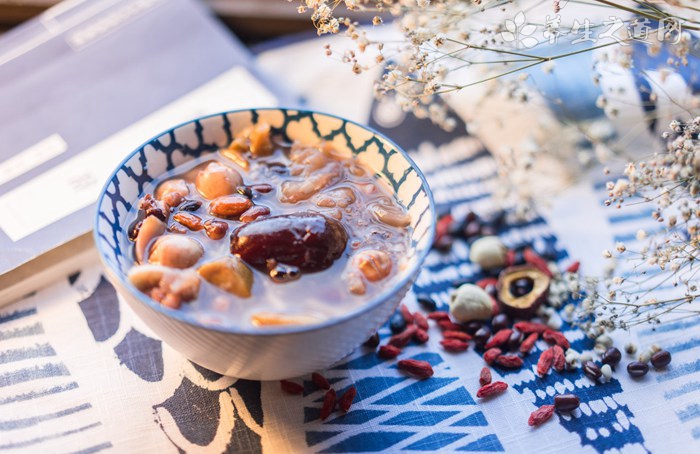 肠胃炎必吃三种药_肠胃炎药吃了多久见效_肠胃炎药吃了就吐