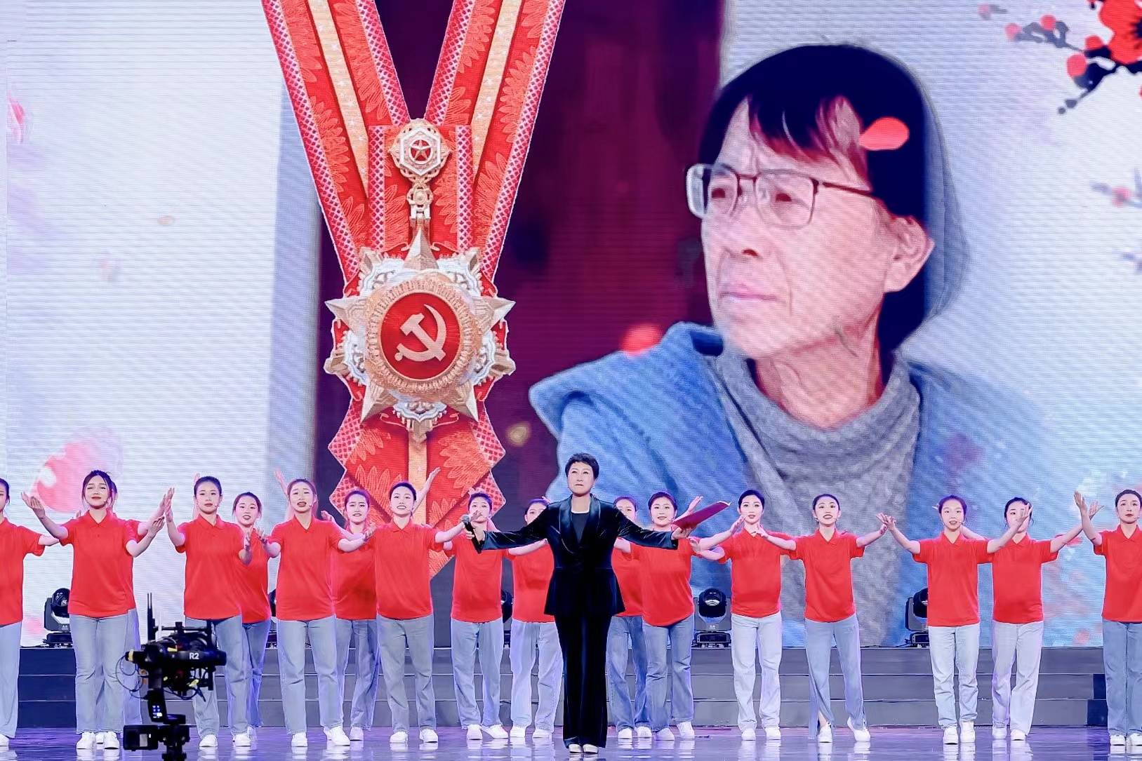 人物运动文化代表新有作品_运动人物形象_新文化运动的代表人物有().