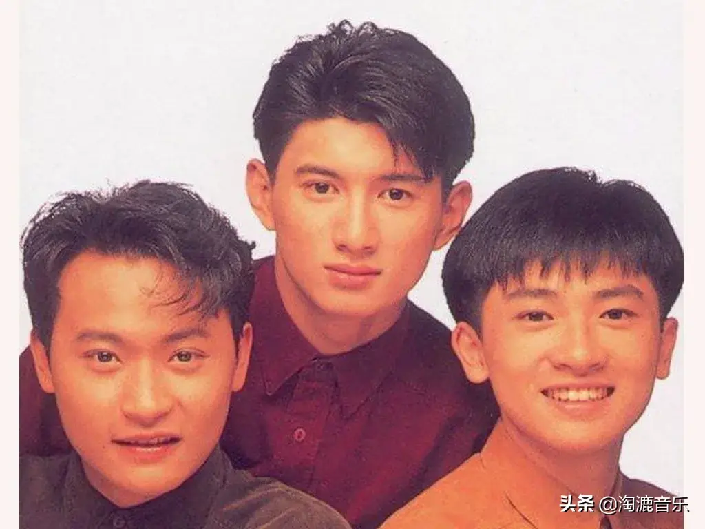 蜻蜓歌词_蜻蜓歌曲歌词_红蜻蜓歌词