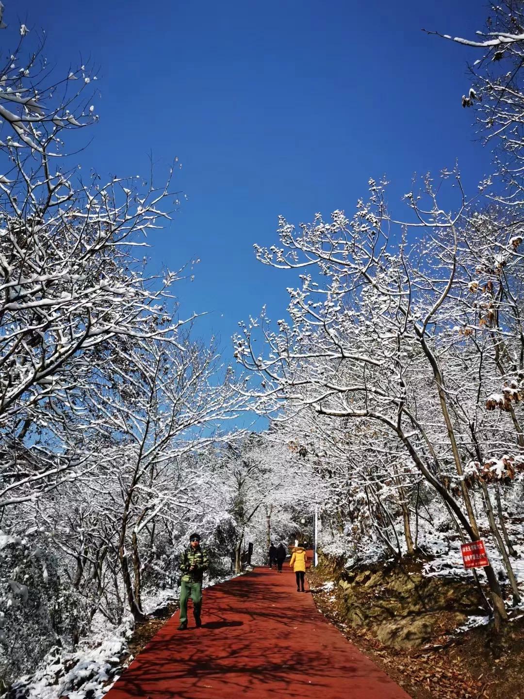 相看两不厌只有敬亭山-相看两不厌，唯有敬亭山