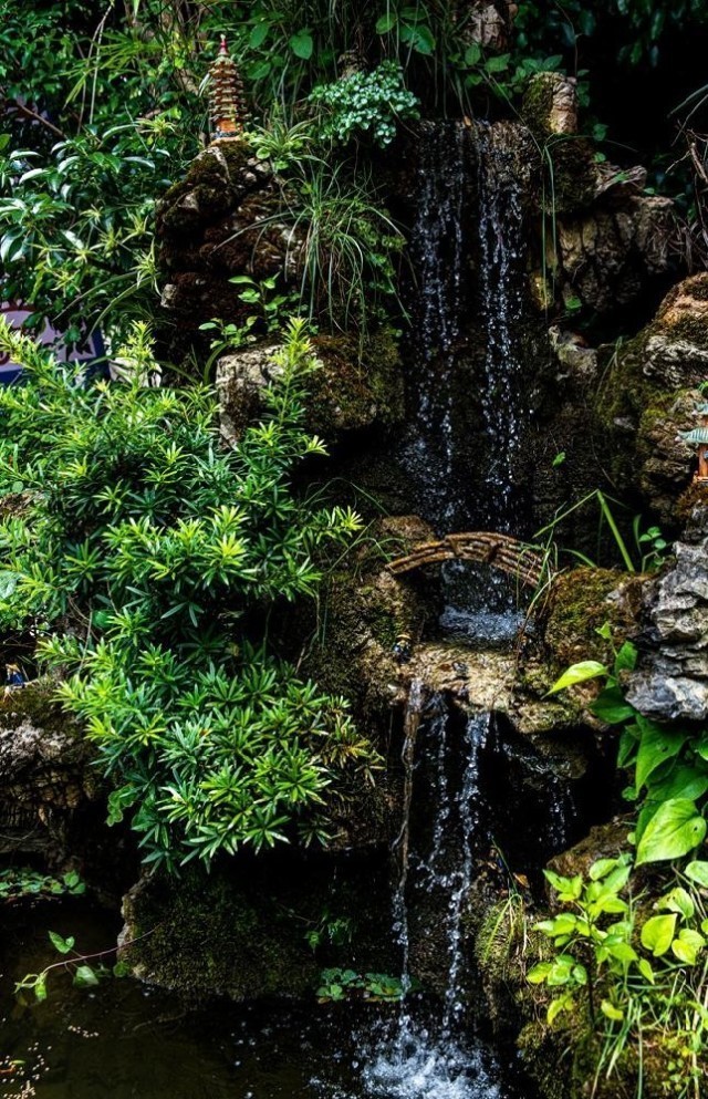 敬亭山这首诗是什么意思_敬亭山是哪首诗_相看两不厌只有敬亭山