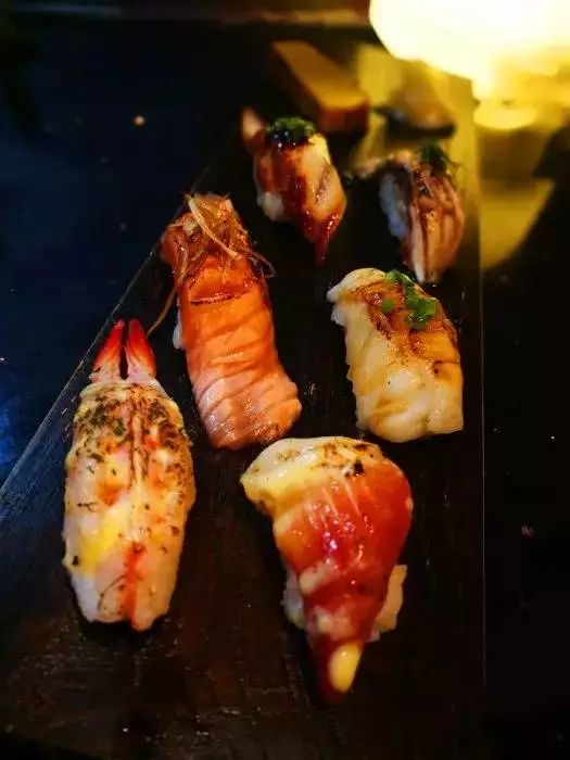 海胆刺身是生的还是熟的_海胆刺身_海胆刺身黏黏的