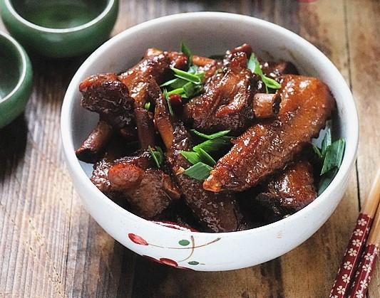 蒸熊掌蒸鹿尾烧花鸭烧雏鸡烧子鹅-散发清香啤酒味，好吃又下饭的飘香啤酒鸭来了