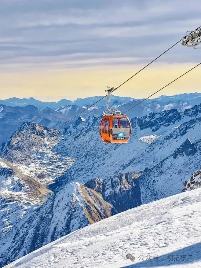 玉龙雪山的雪_玉龙雪山现在还有雪吗_玉龙雪山的雪线