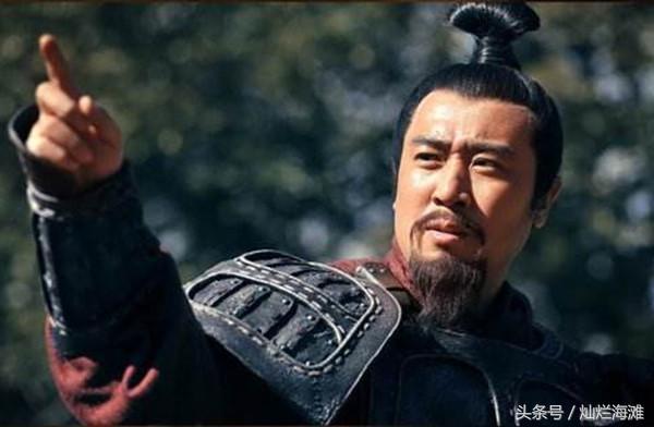 唯使君与操耳-三国成语故事：闻雷失箸