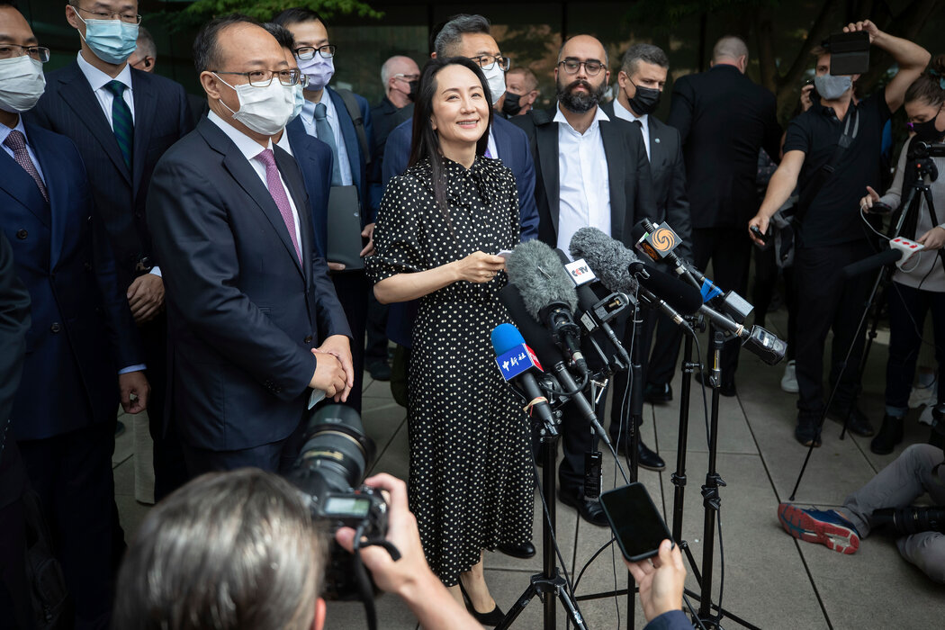 任正非的女怎么姓孟-孟晚舟被拘押期间的父与女：任正非几次公开发声，“唯有孟晚舟不会接班”