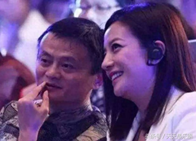 揭秘赵薇老公黄有龙:背景神秘 和马云关系非同一般