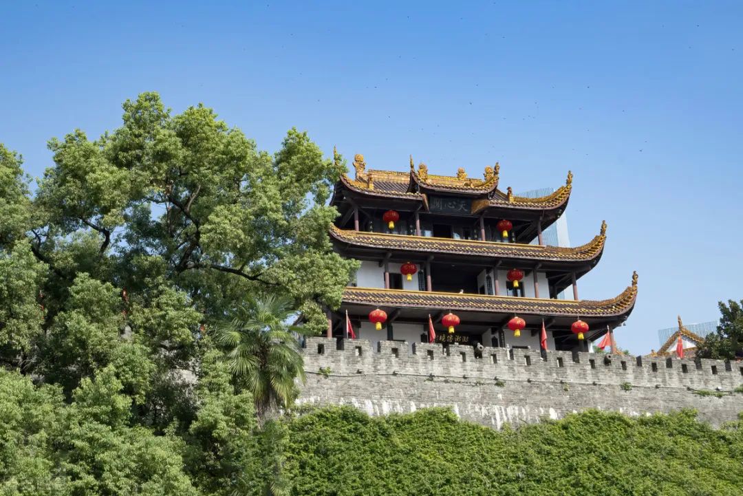 谁才是江南三大名楼之首？