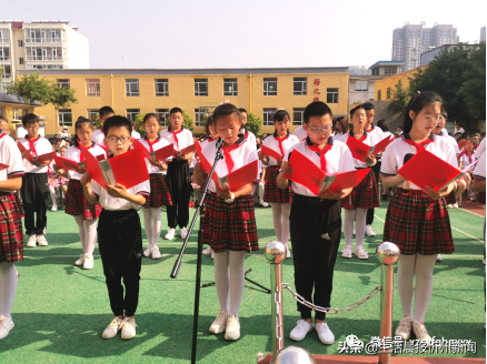 六年级毕业赠言给老师_六年毕业赠言给老师_6年级毕业老师赠言