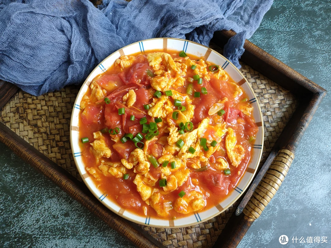 炒柿子鸡蛋的过程_炒柿子鸡蛋饭怎么做_柿子炒鸡蛋