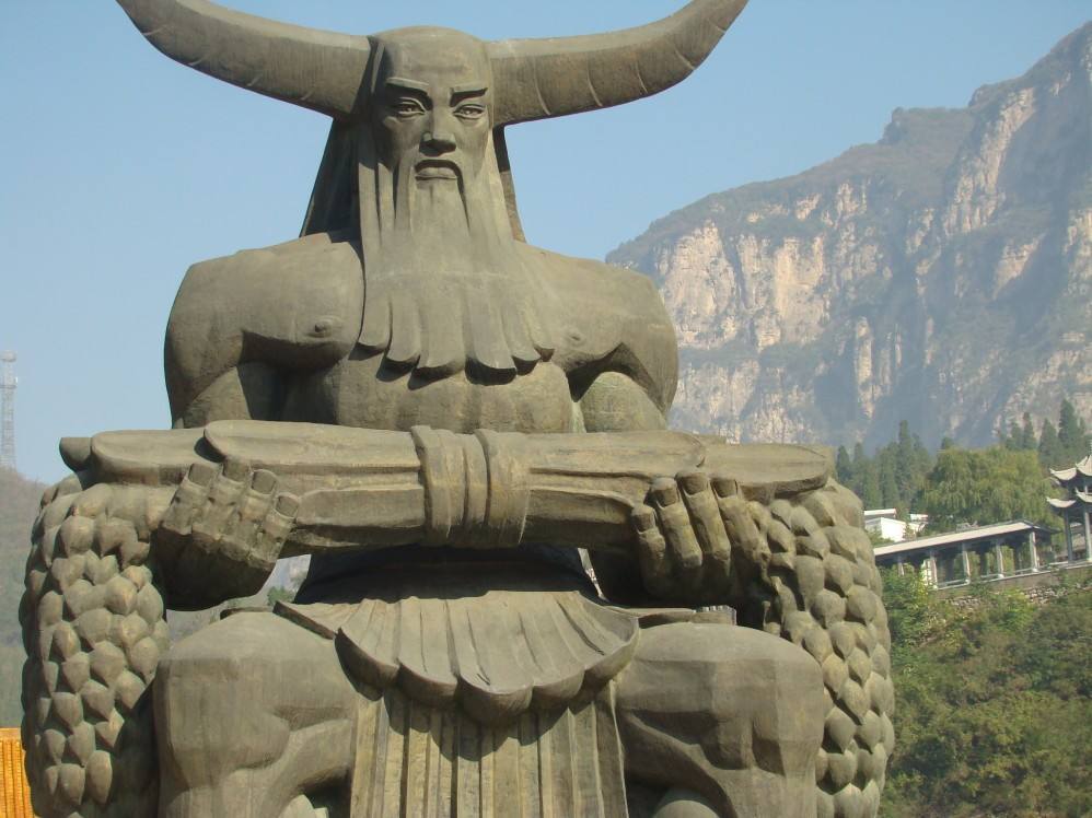 炎帝是神农氏吗-炎帝和神农氏、蚩尤是同一个人吗？