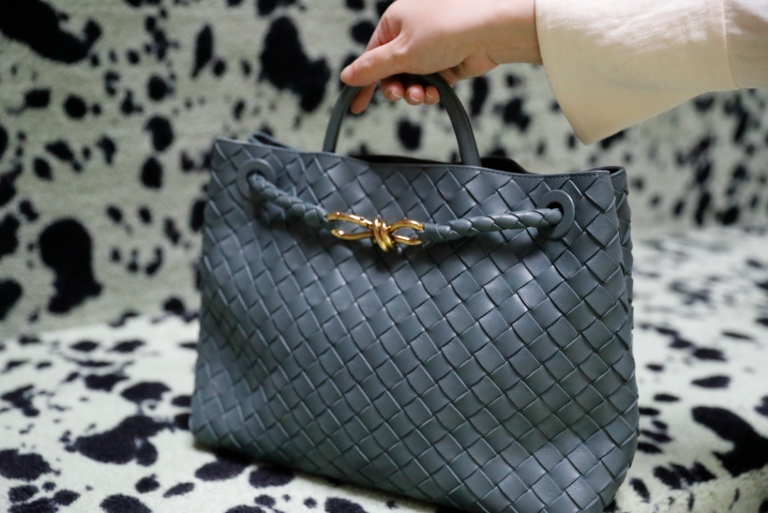 花泽类泰版扮演者_花泽类泰版扮演者_花泽类泰版扮演者