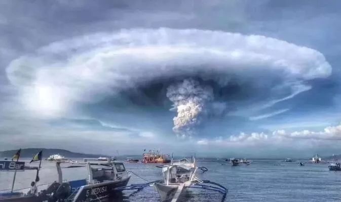 菲律宾火山大爆发，30万人紧急撤离，航班暂停！港口物流将受影响！